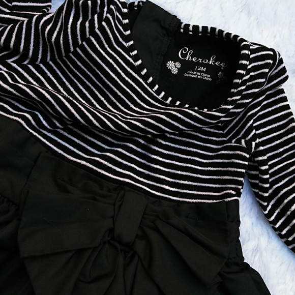 12 MONTHS: BLACK AND WHITE DRESS W/ BOW - Picture 8 of 8